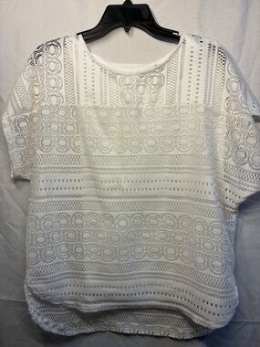 Kim Rogers White Lace Crochet Short Sleeve Top